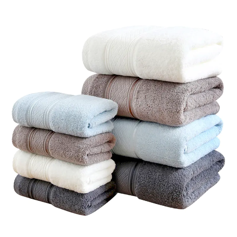 Prosoape de 720 GSM: Echilibrul perfect de pluș și viteză de uscare pentru orice baie